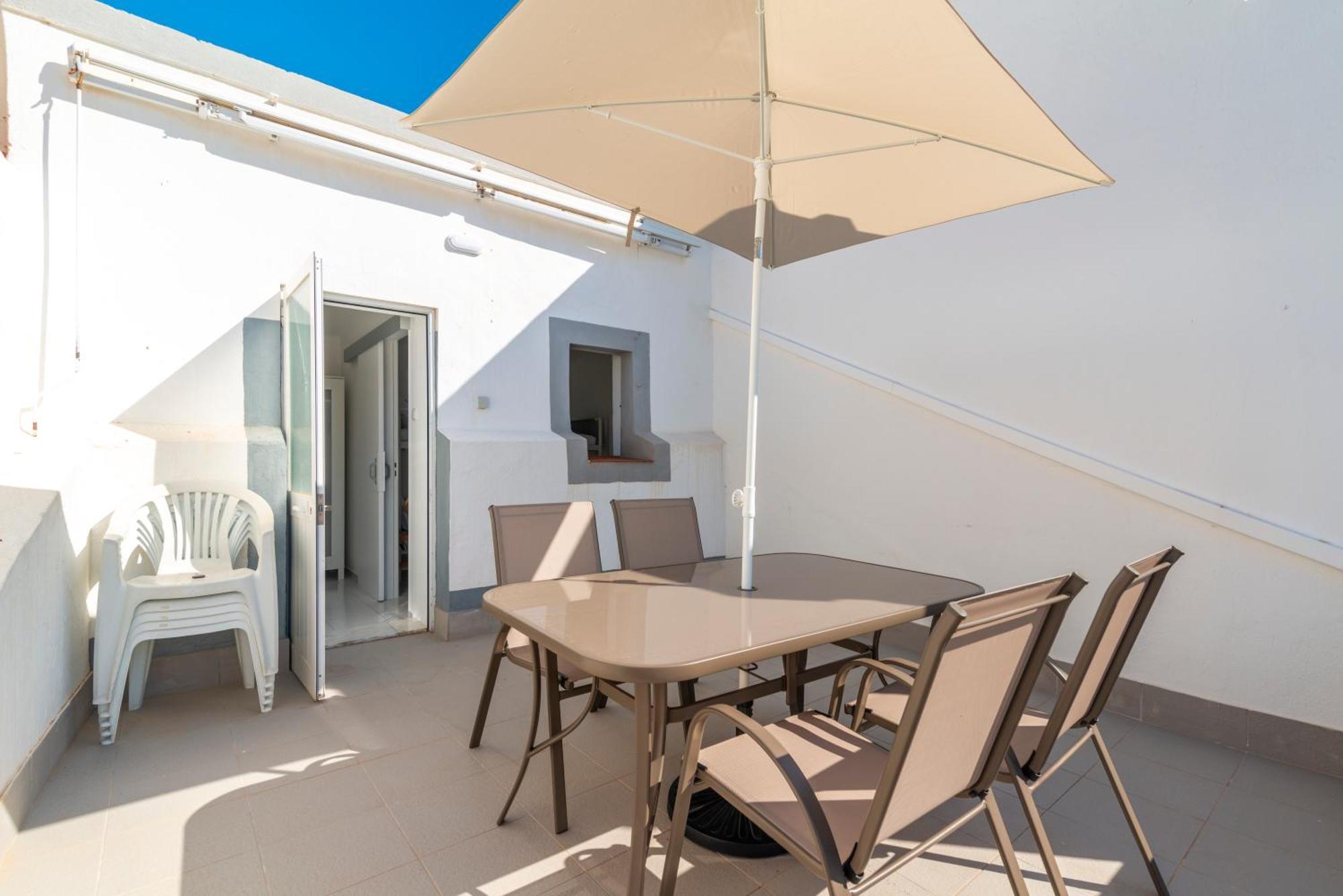 Casa Garde - 5 Mins City Center - Private Balcony - Wi-Fi تافيرا المظهر الخارجي الصورة
